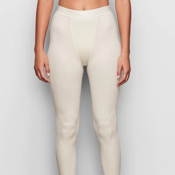SKIMS Pants - SKIMS cotton rib legging